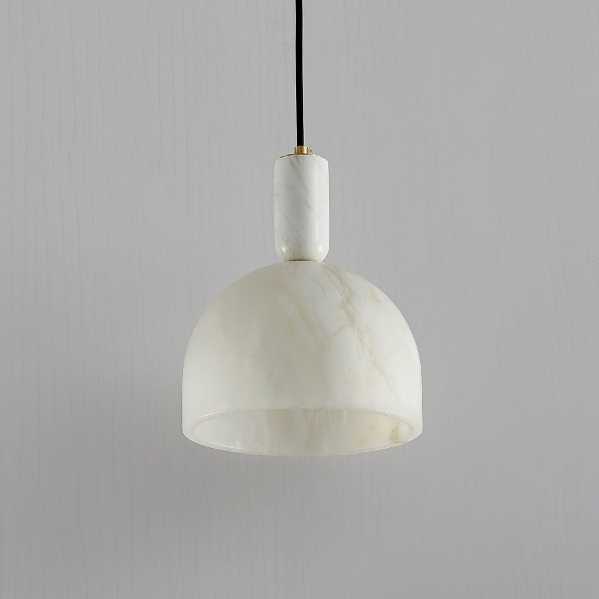 Leda Minimalistische Pendelleuchte aus Alabaster
