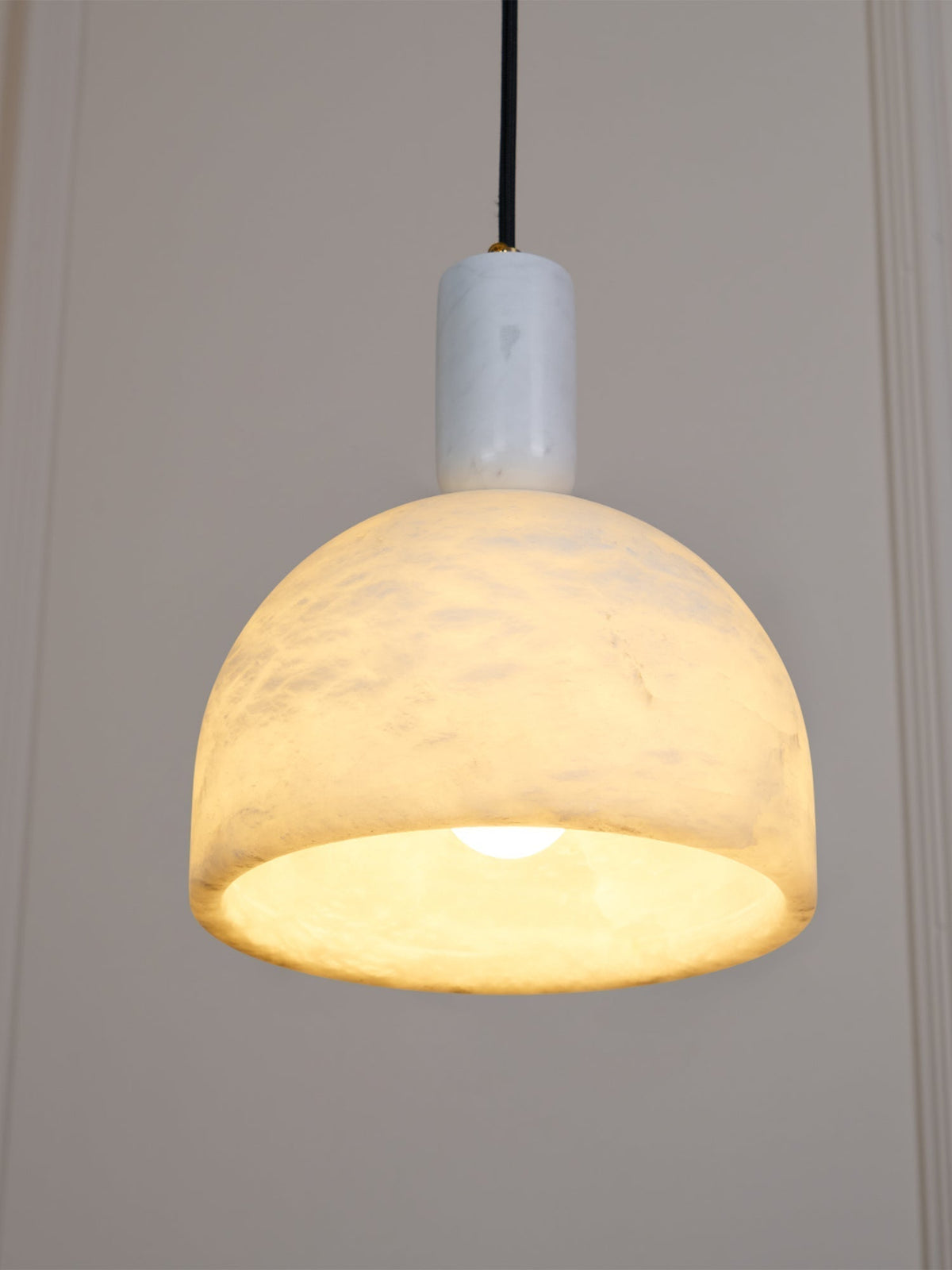 Ulcaris Alabaster Pendelleuchte
