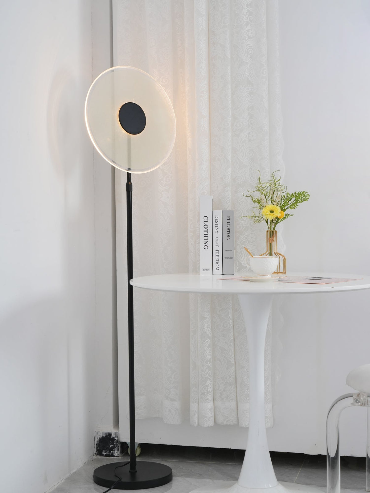Abir Minimalistische Stehleuchte