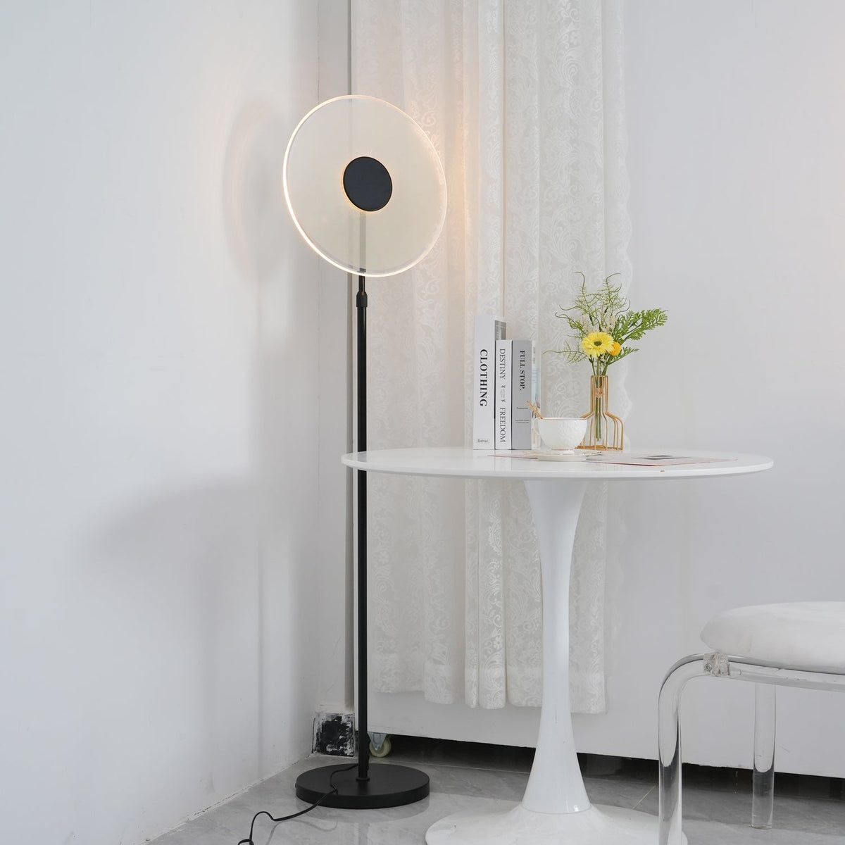 Abir Minimalistische Stehleuchte
