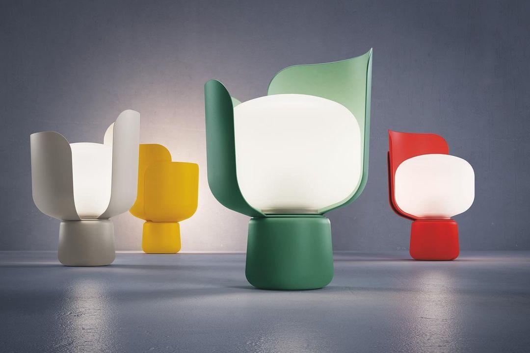 Zuri Kunststoff Minimalistische Tischleuchte