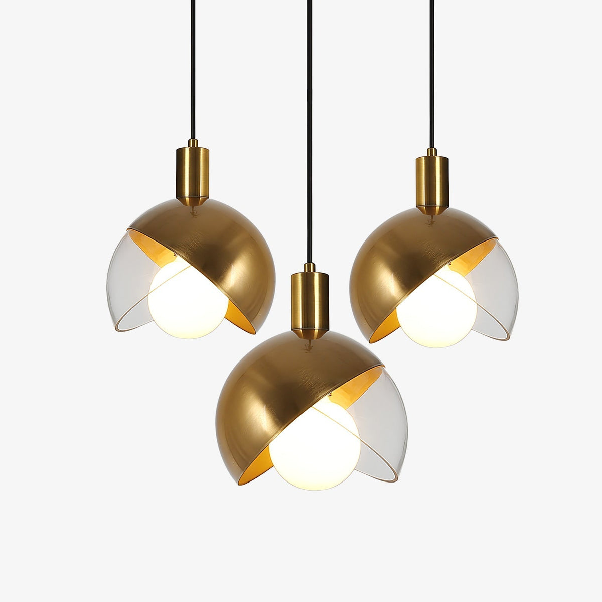 Noveny Pendelleuchte aus Messing mit Glas in Halbkugel-Form, Kugelform, Mid-Century-Stil