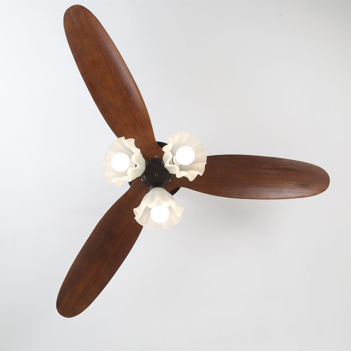 Novrik Deckenventilator mit Beleuchtung