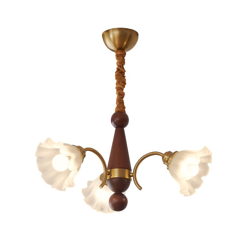 Ilvinan Kronleuchter aus Holz und Glas im traditionellen eleganten Stil