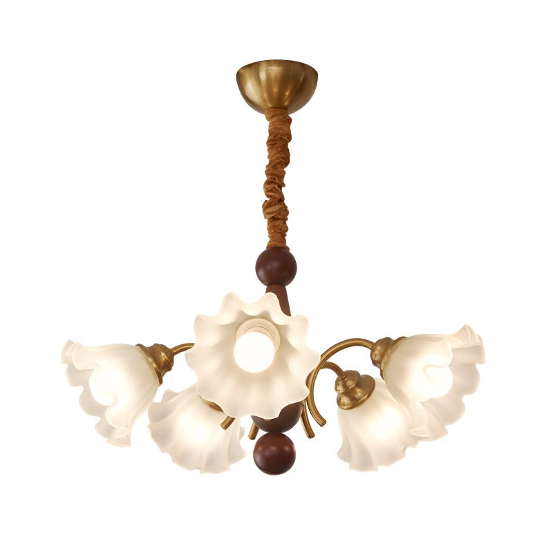 Ilvinan Kronleuchter aus Holz und Glas im traditionellen eleganten Stil