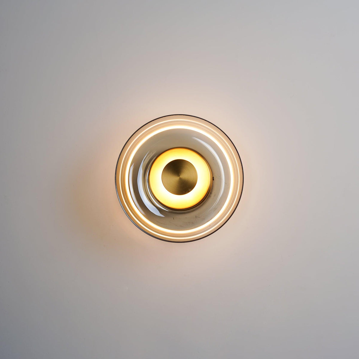 Aether Messing-Glas-Wandleuchte