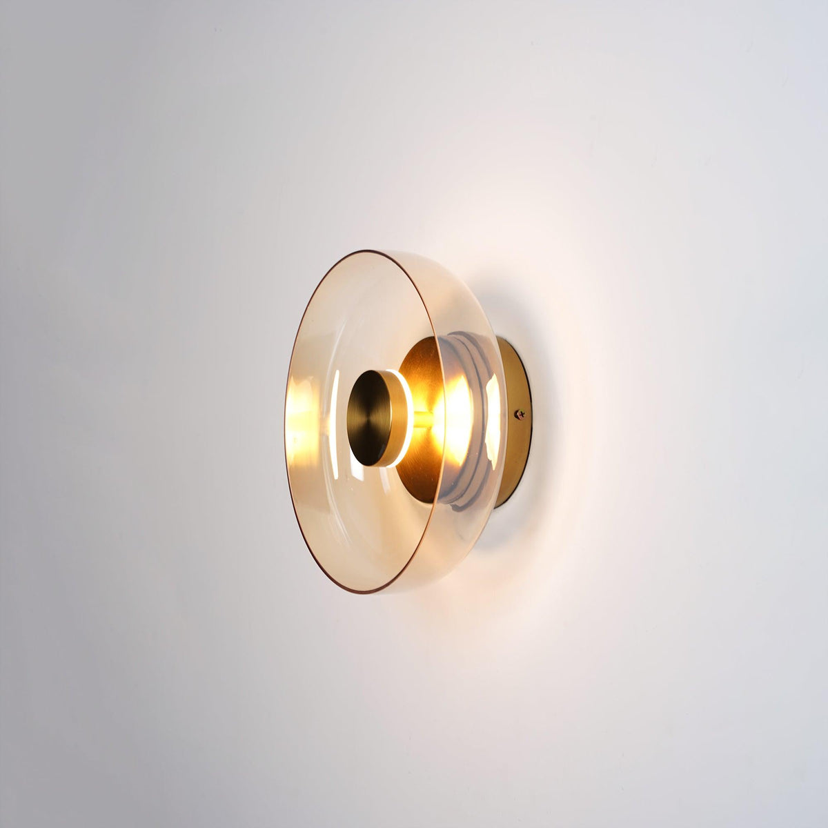 Aether Messing-Glas-Wandleuchte