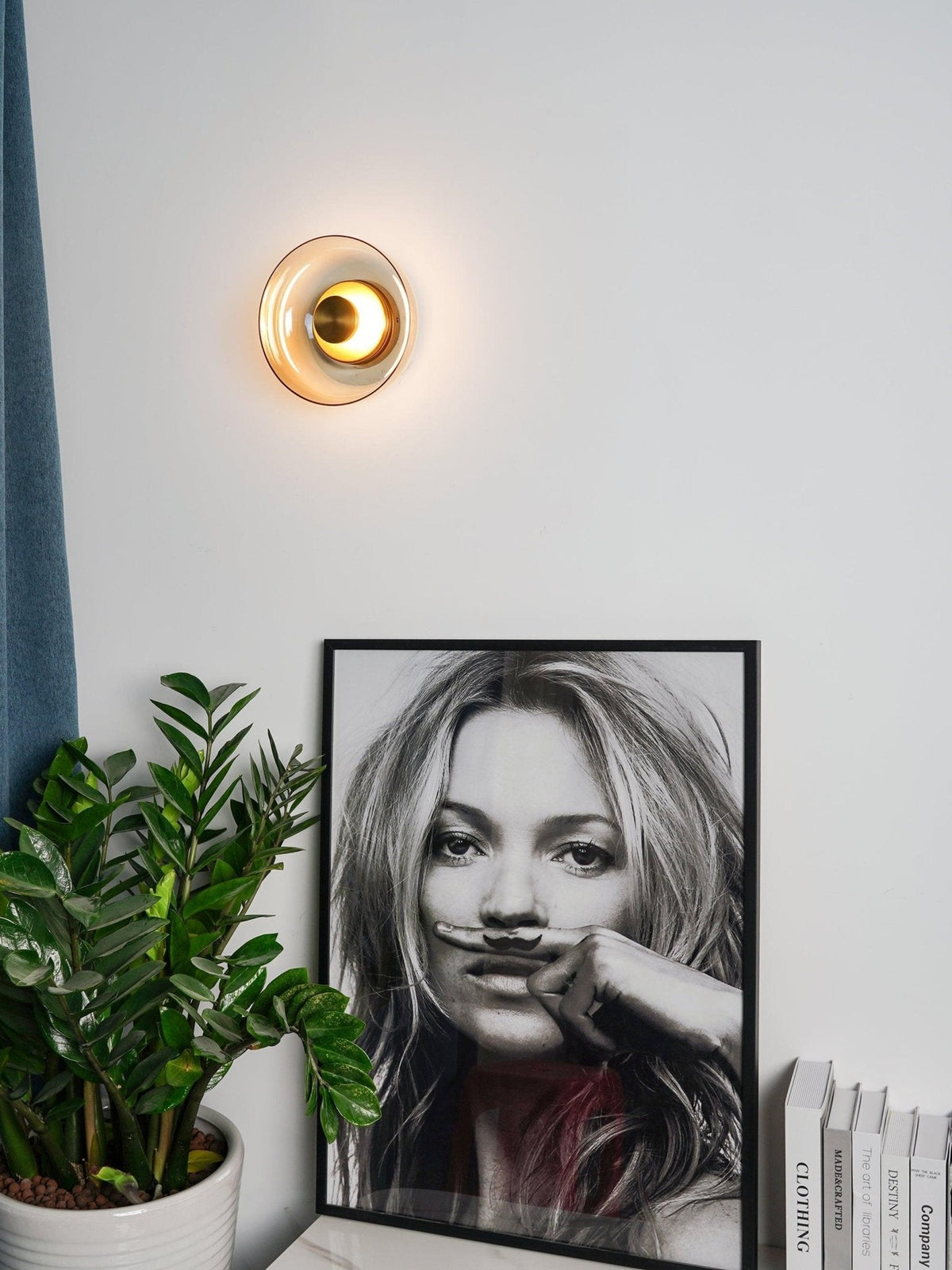 Lomino Premium skandinavische Kunstglas-Wandleuchte