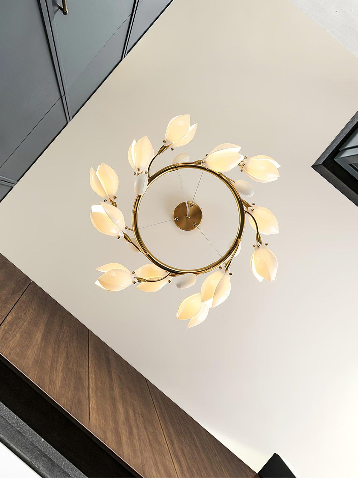 Uvess Premium Elegance Kronleuchter aus Keramik