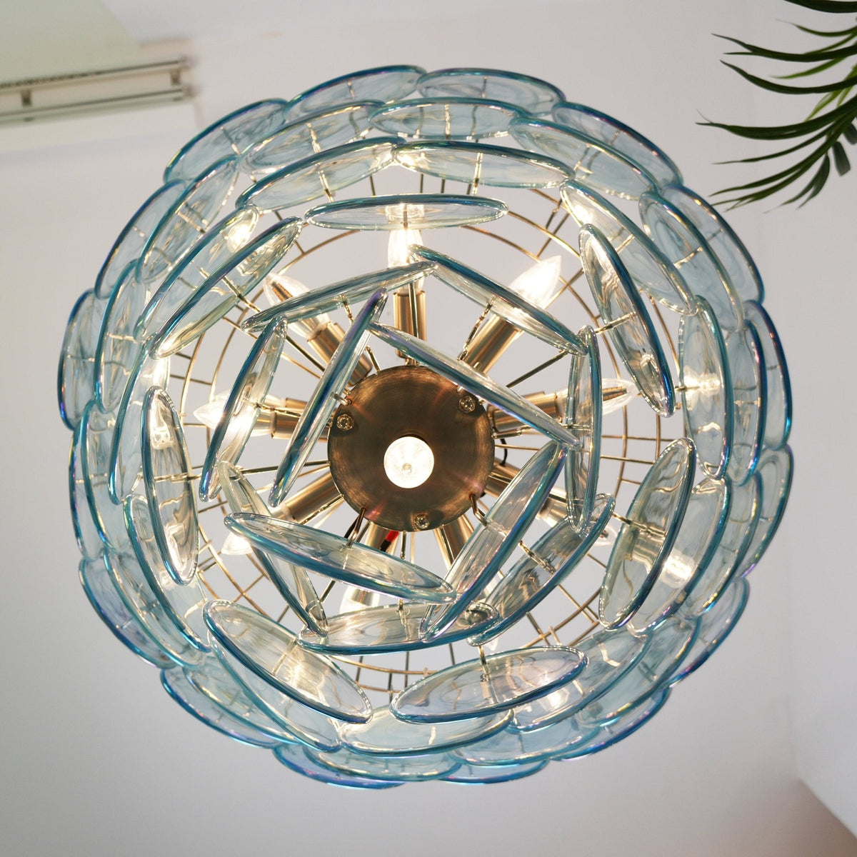 Veloissa Kronleuchter aus Murano-Glasscheiben in Blau elegant