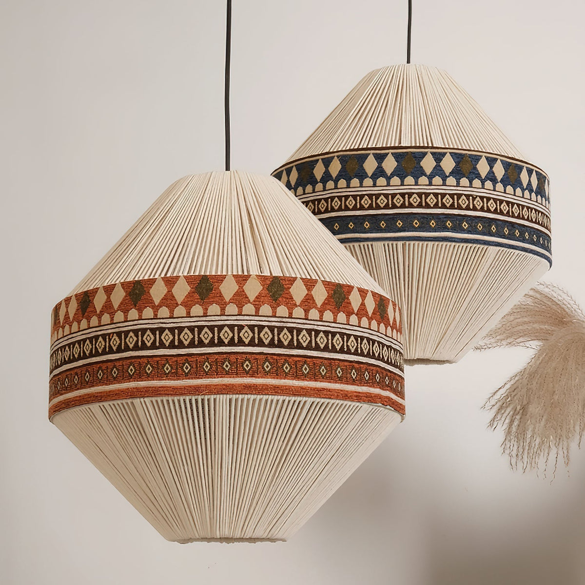 Calyce Pendelleuchte aus Stoff Cozy