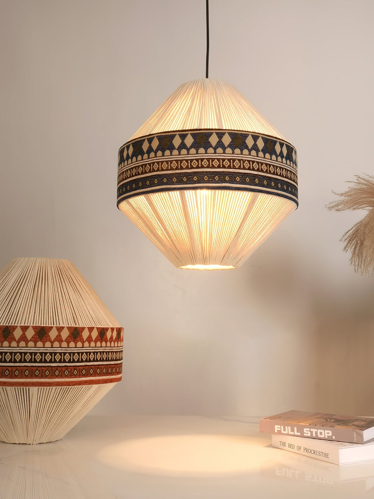 Calyce Pendelleuchte aus Stoff Cozy
