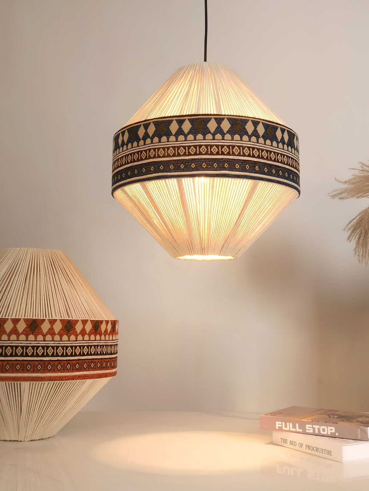 Calyce Pendelleuchte aus Stoff Cozy