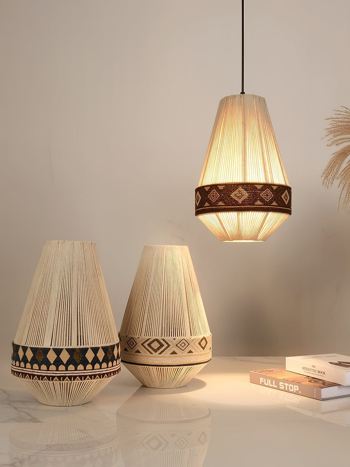 Calyce Pendelleuchte aus Stoff Cozy