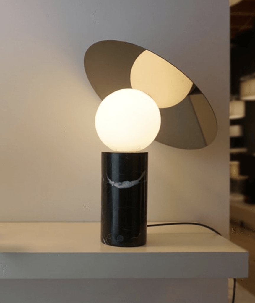 Dila Minimalistische Tischleuchte aus Marmor