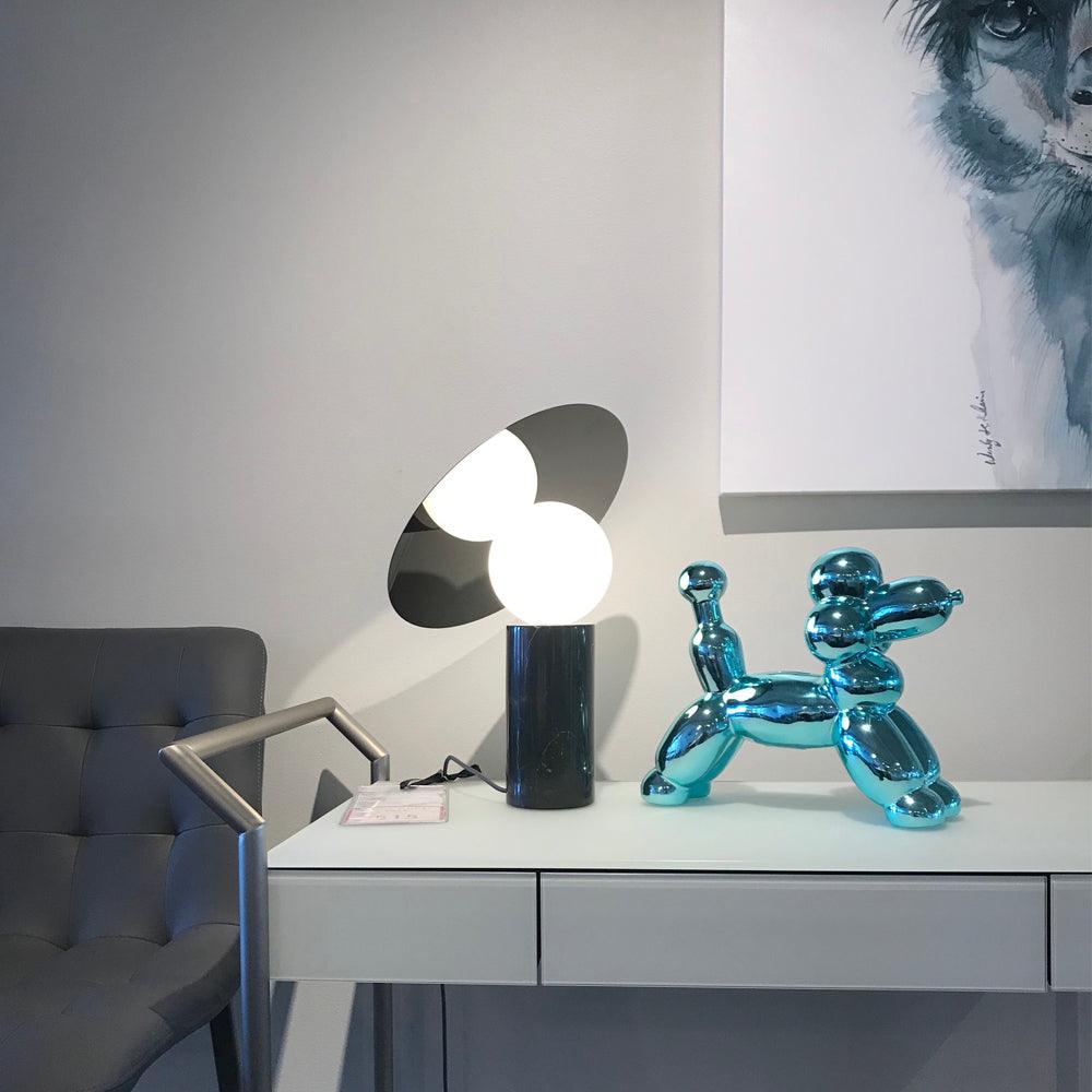 Dila Minimalistische Tischleuchte aus Marmor