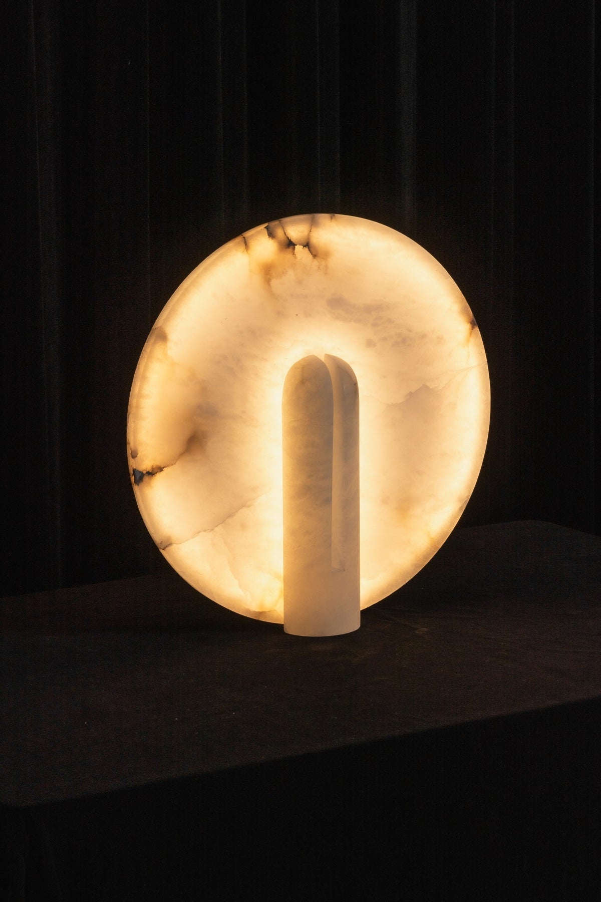 Yavren Tischleuchte aus Alabaster