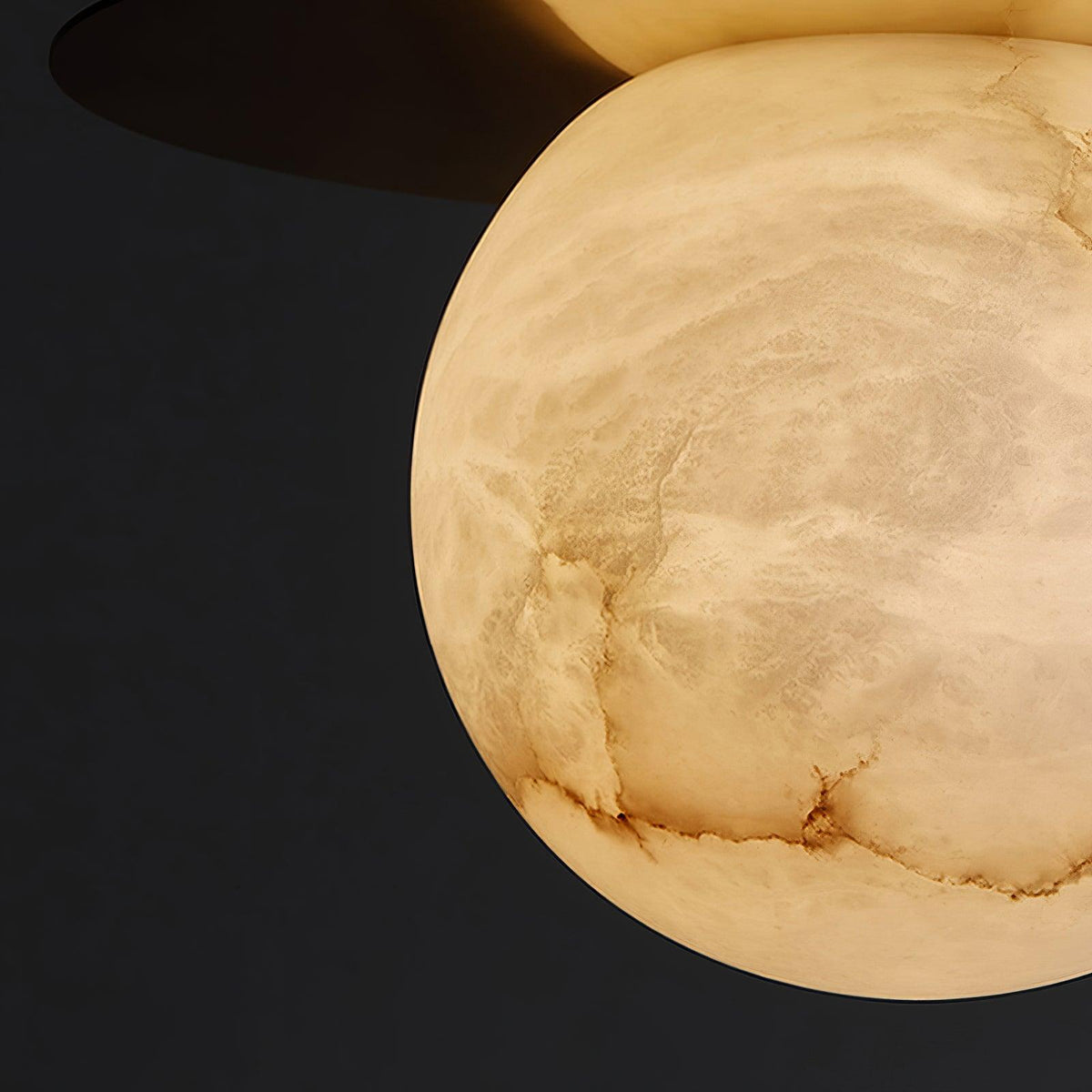Velar Pendelleuchte aus Alabaster in Kugel