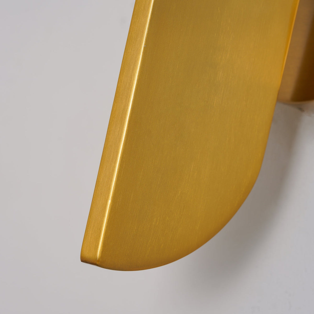 Liorarelle Wandleuchte aus Glas mit Kugellampen in skulpturaler Form