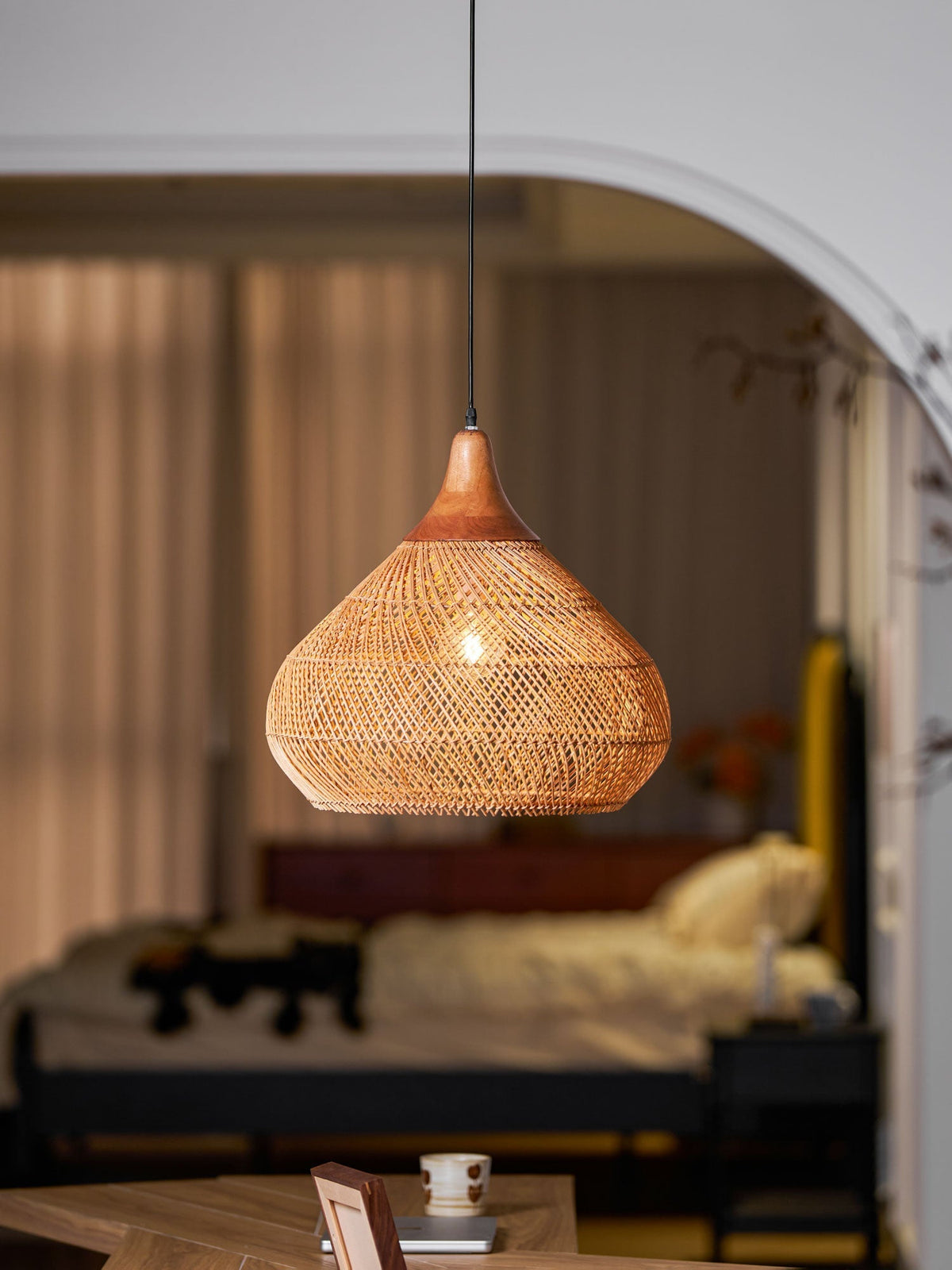 Solavn Rattan-Holz-Pendelleuchte