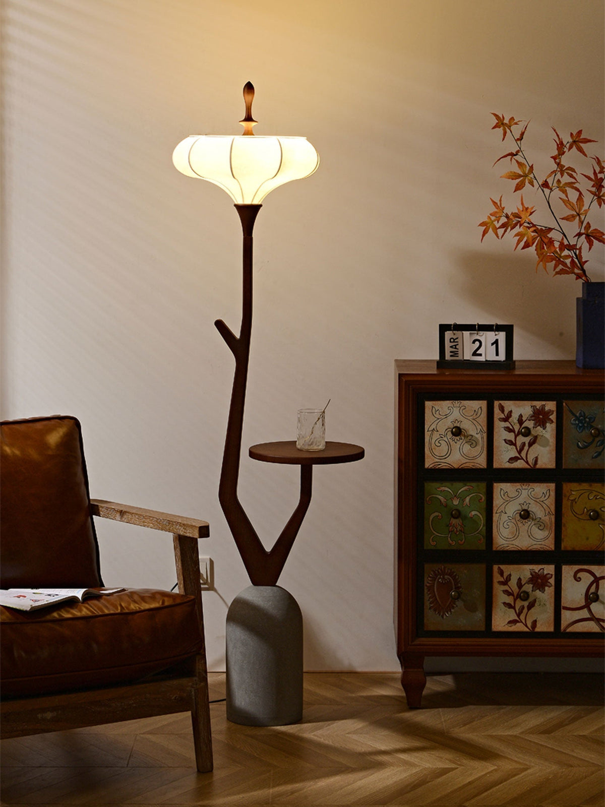 Flor Fashion Holz-Stehleuchte