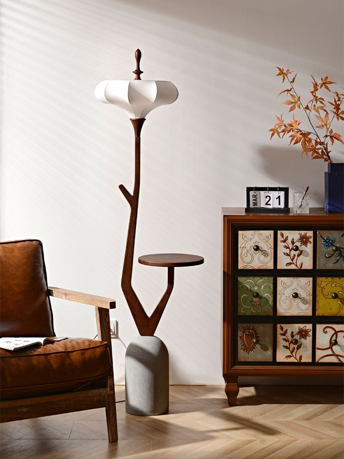 Flor Fashion Holz-Stehleuchte