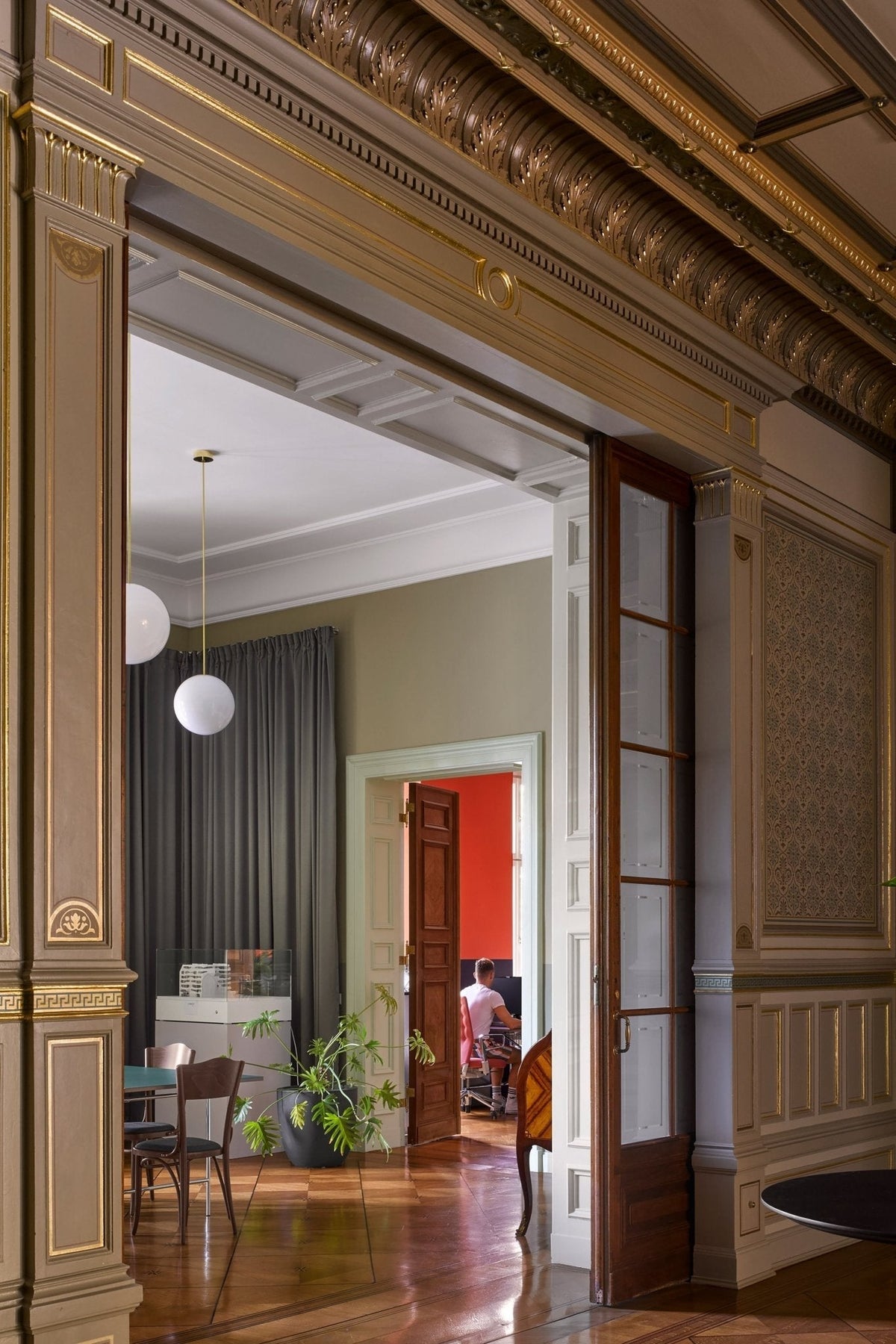 Oriinira Pendelleuchte Messing Architectural Collection