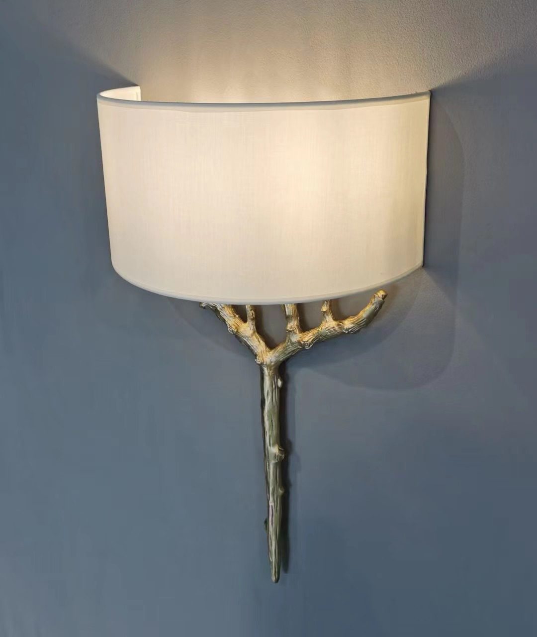 Ceryndir Antler Wandleuchte in Messing