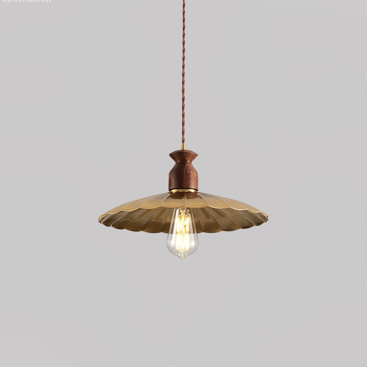 Qior Messing Klassische Eleganz Crest Holz Pendelleuchte