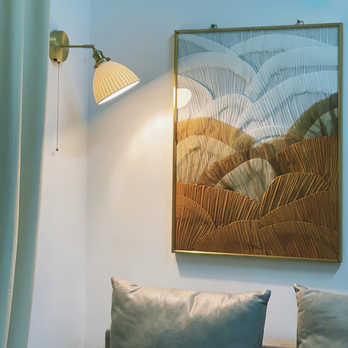 Oriiraria Wandleuchte gefaltete Keramik Messing