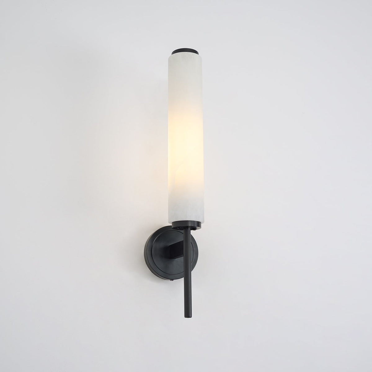 Jern Art-Déco-Wandleuchte aus Alabaster