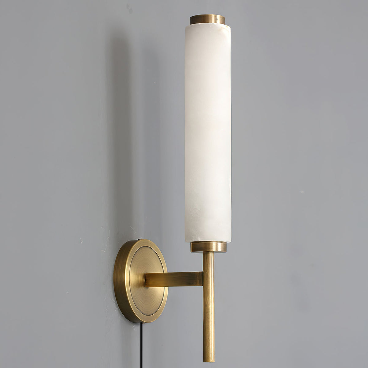 Reniielle Wandleuchte mit Stecker