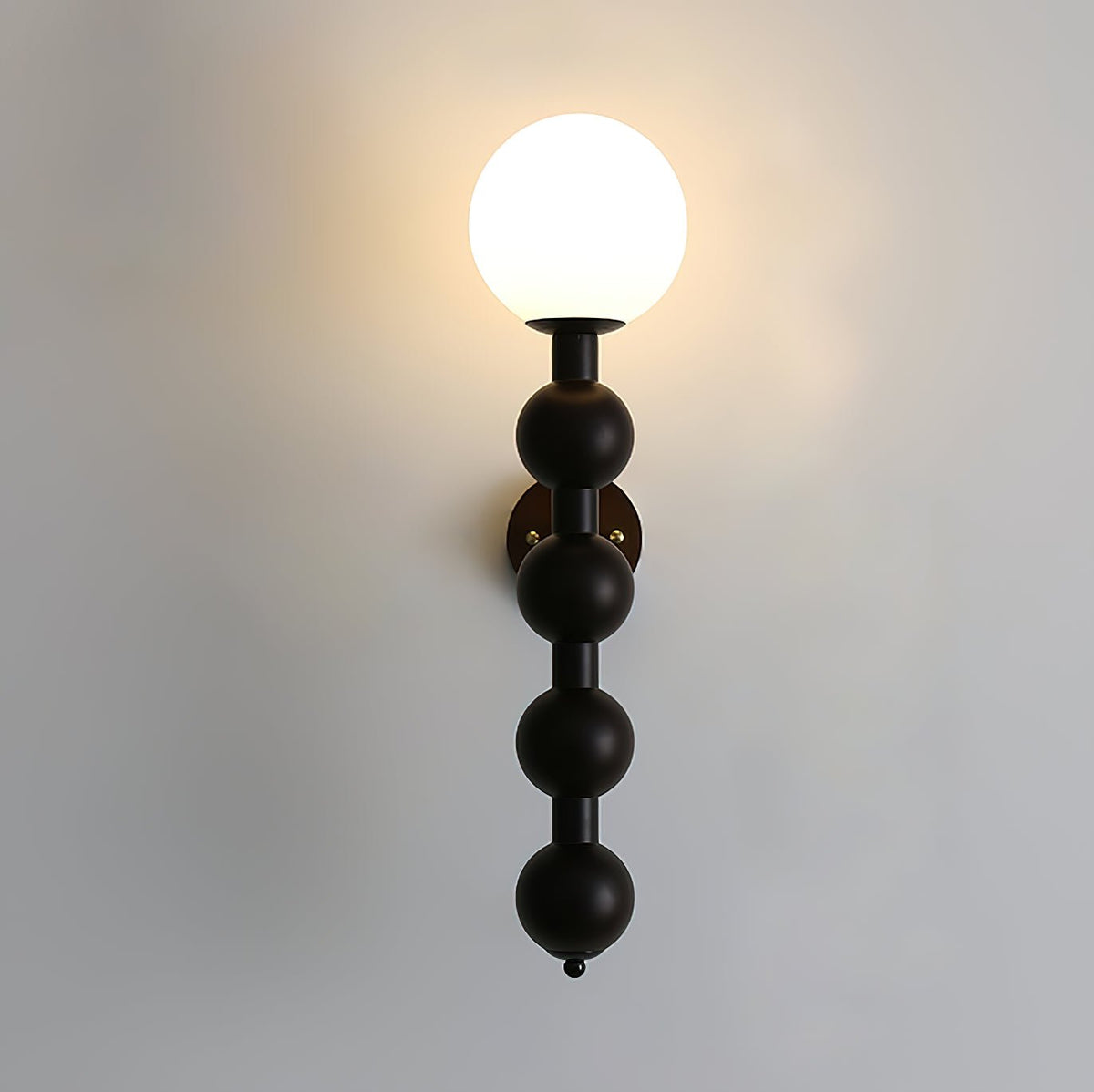 Olaeia zeitgenössische minimalistische Wandleuchte mit Holzaufsatz und Milchglas