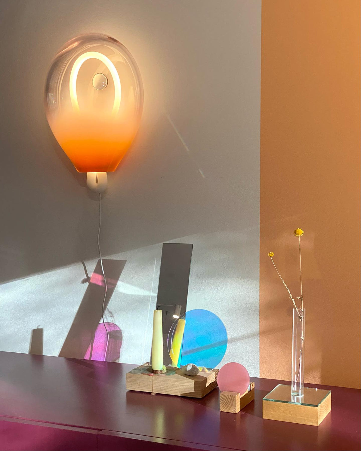 Lysolila Premium zeitgenössische Kunstglas-Wandleuchte