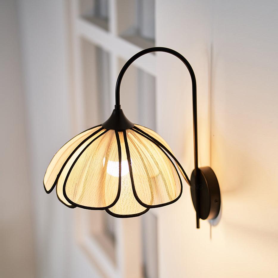 Ivsiliel Natural Burnt Petal Wandleuchte