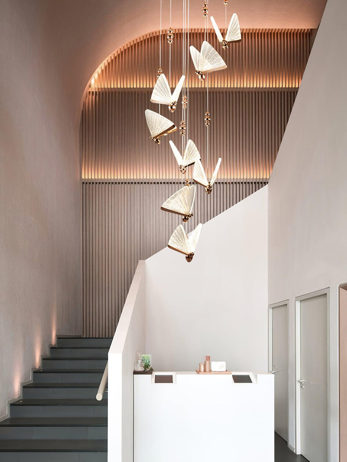Elaaneria moderne Pendelleuchte mit Schmetterlingsform