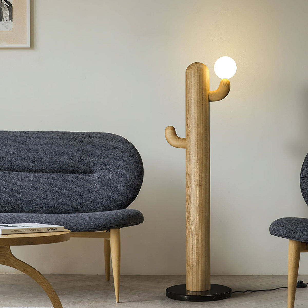 Blaze Cactus Stehleuchte aus Holz