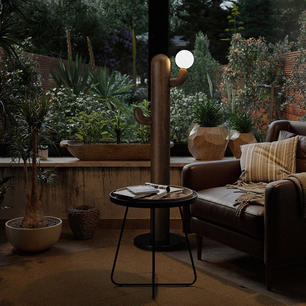 Blaze Cactus Stehleuchte aus Holz