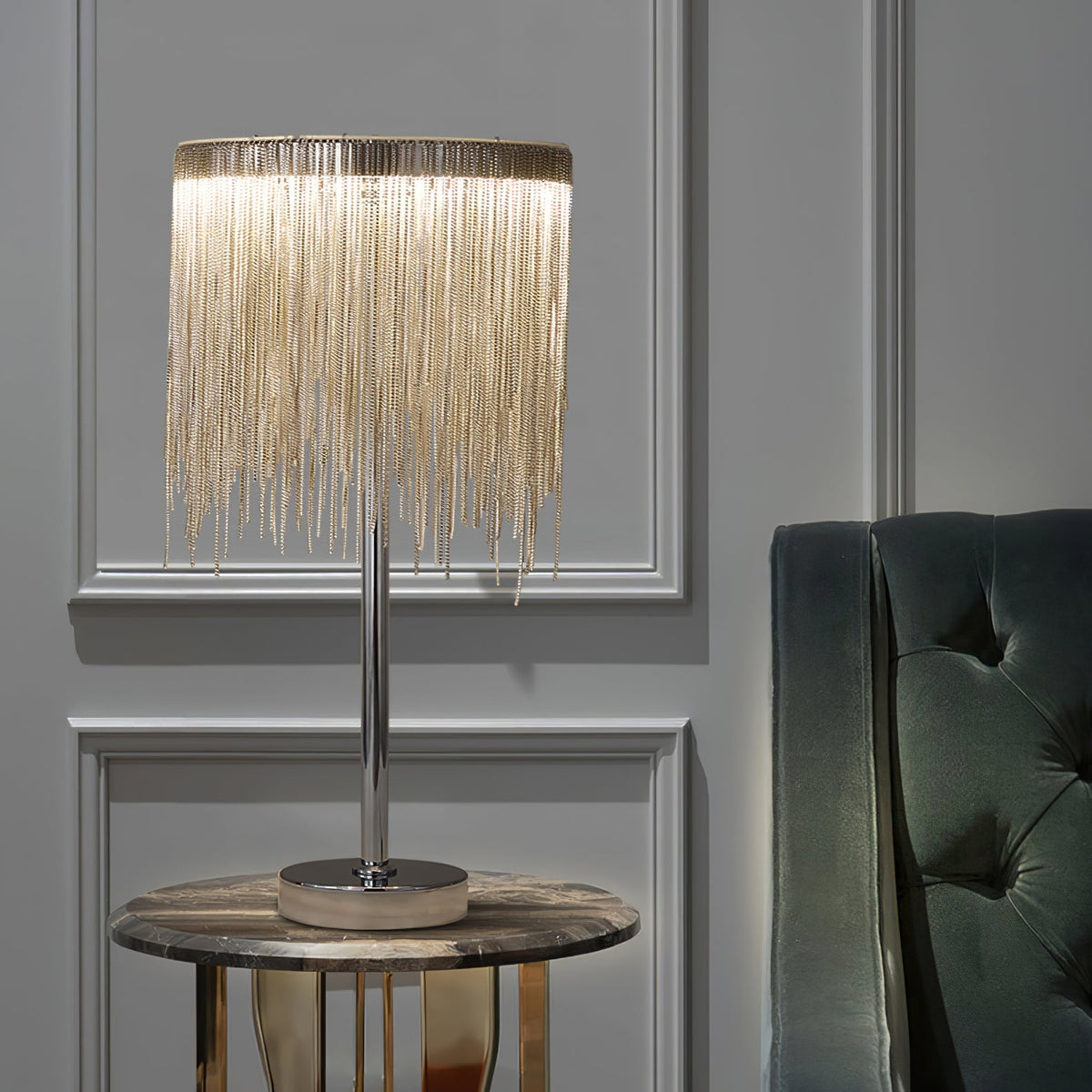 Cascade Cadena Tassel Tischleuchte