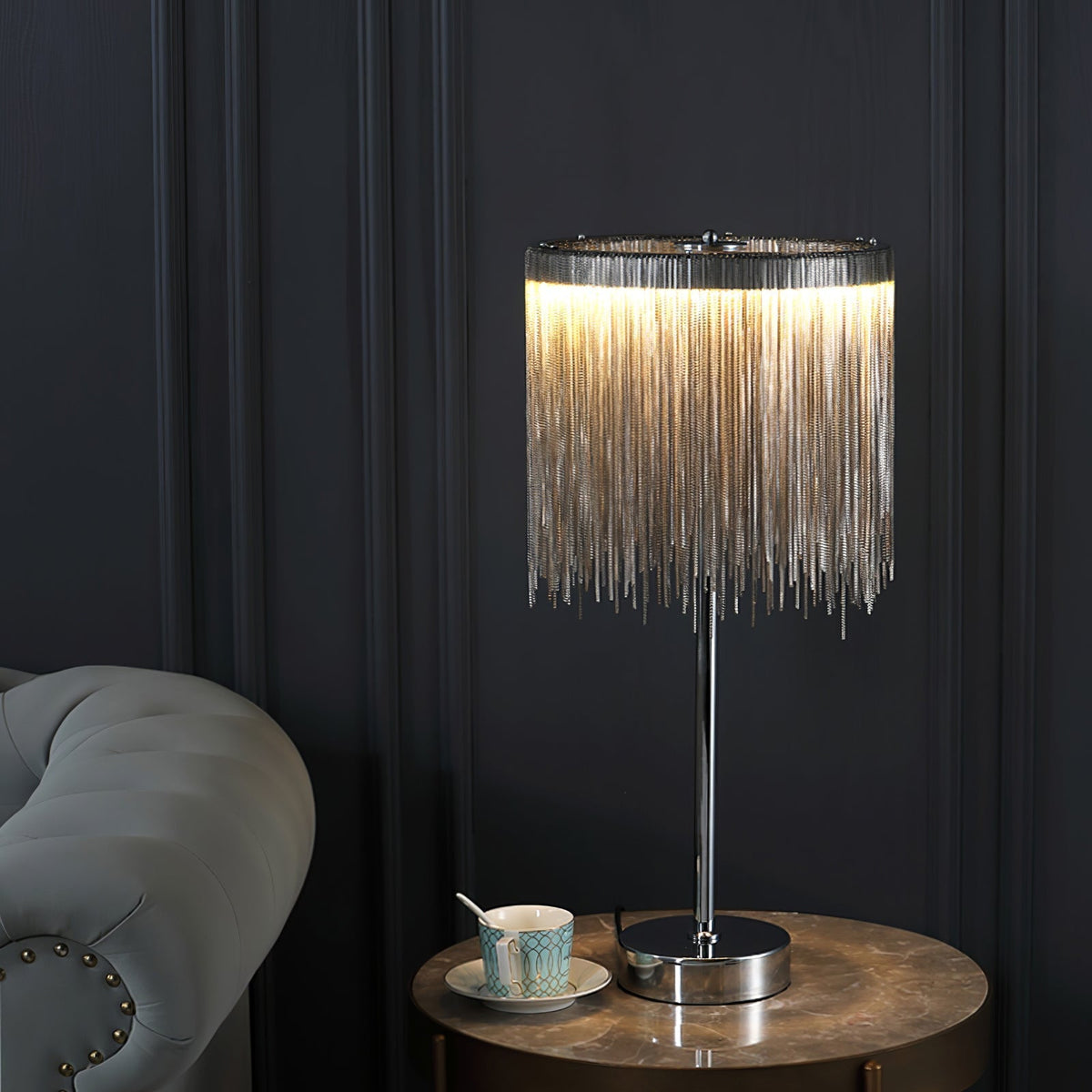 Cascade Cadena Tassel Tischleuchte