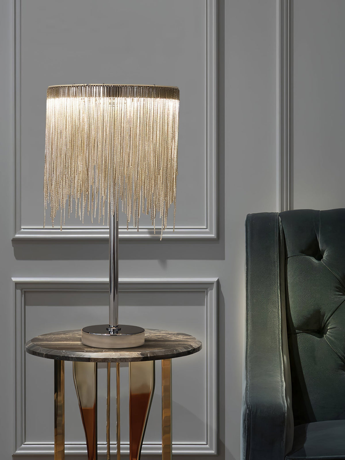 Cascade Cadena Tassel Tischleuchte