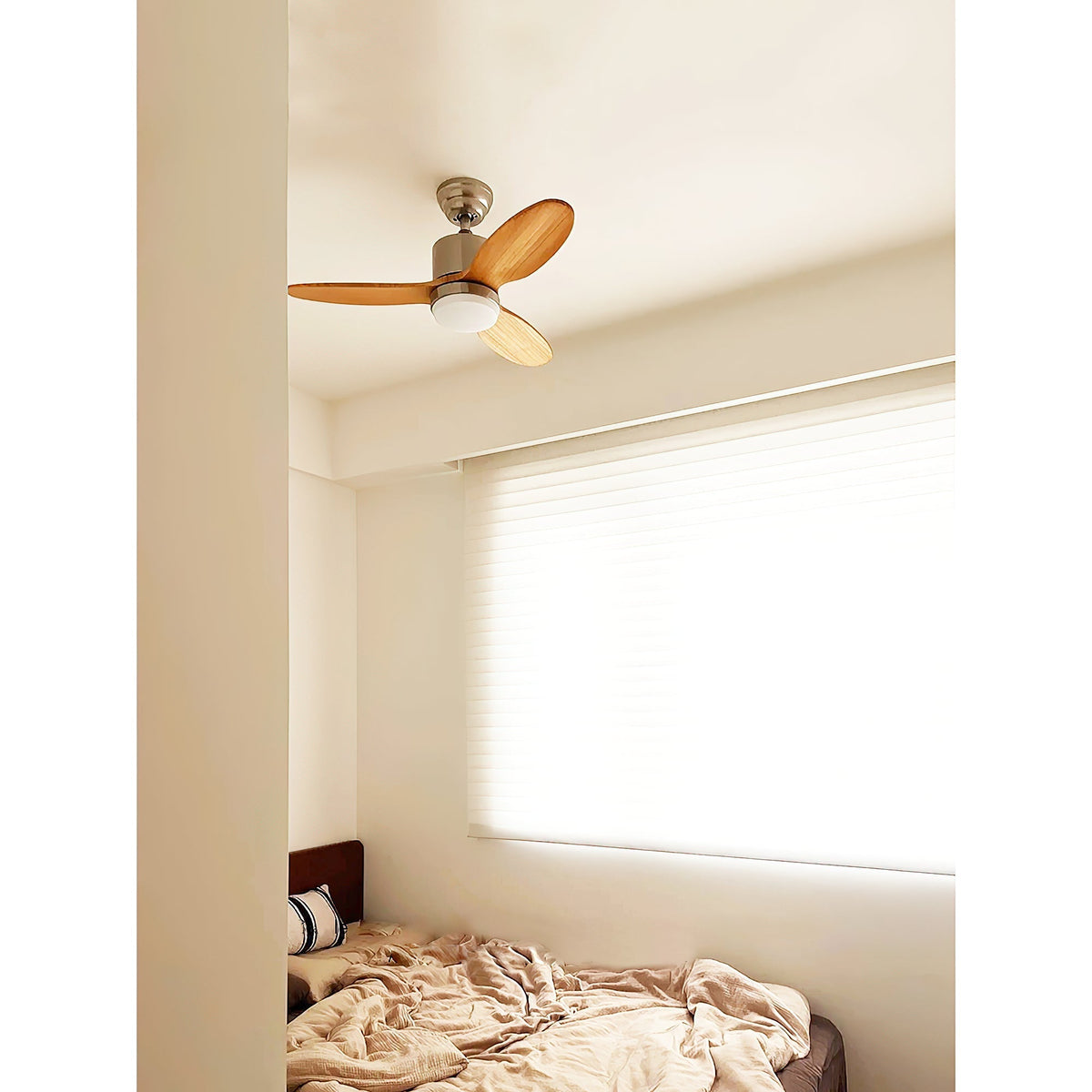 Rivaraine Deckenventilator mit Beleuchtung