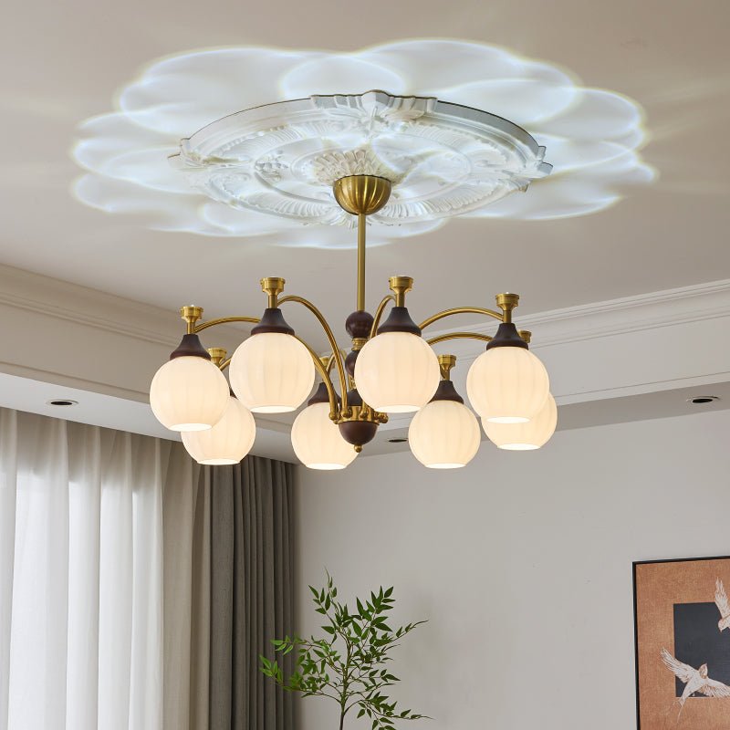 Illoros Kronleuchter im traditionellen Stil mit Eleganz aus Holz