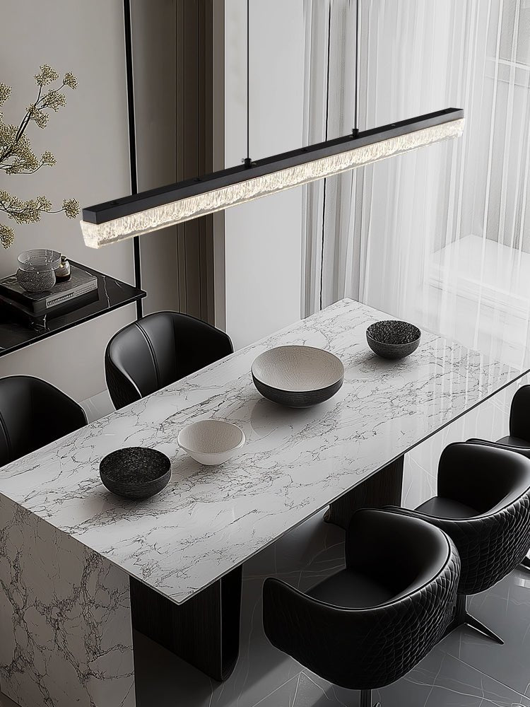 Veluielle Pendelleuchte Schwarz Acryl Linear
