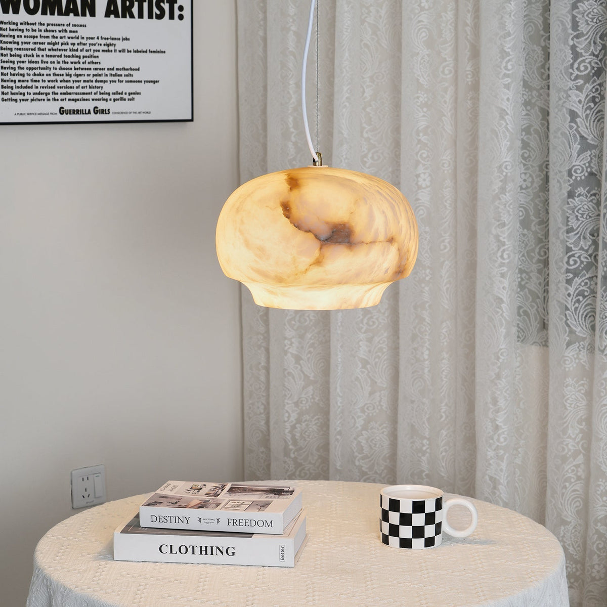 Thalia Minimalistische Alabaster-Pendelleuchte