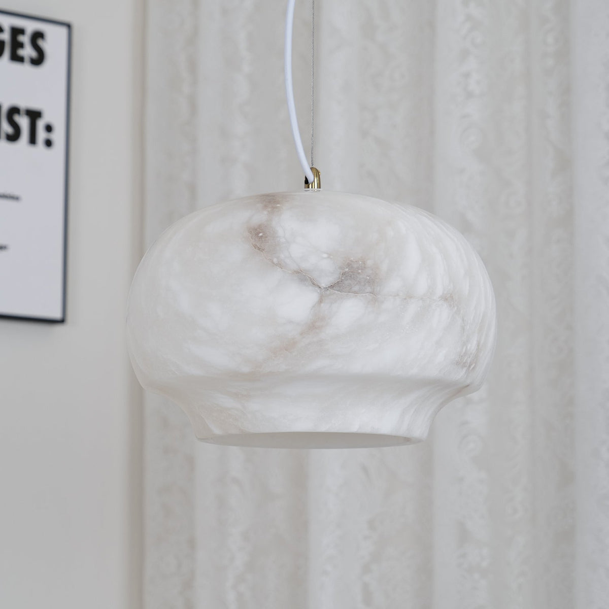 Thalia Minimalistische Alabaster-Pendelleuchte