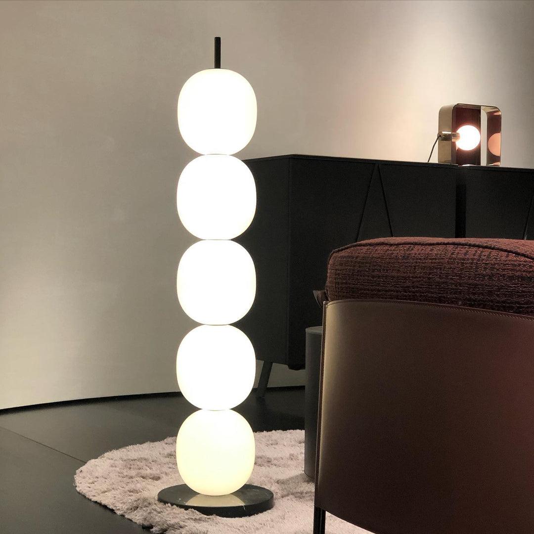 Ceni Minimalistische Stehleuchte aus Marmor