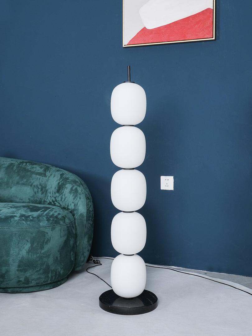 Ceni Minimalistische Stehleuchte aus Marmor