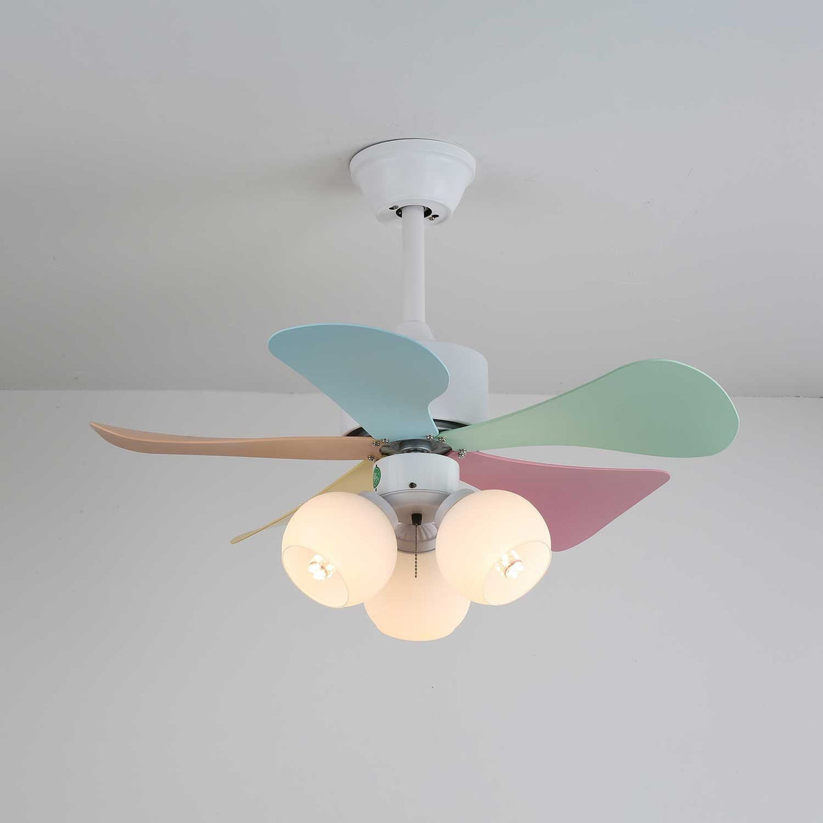 Celoia bunte Glas-Deckenventilator mit Beleuchtung
