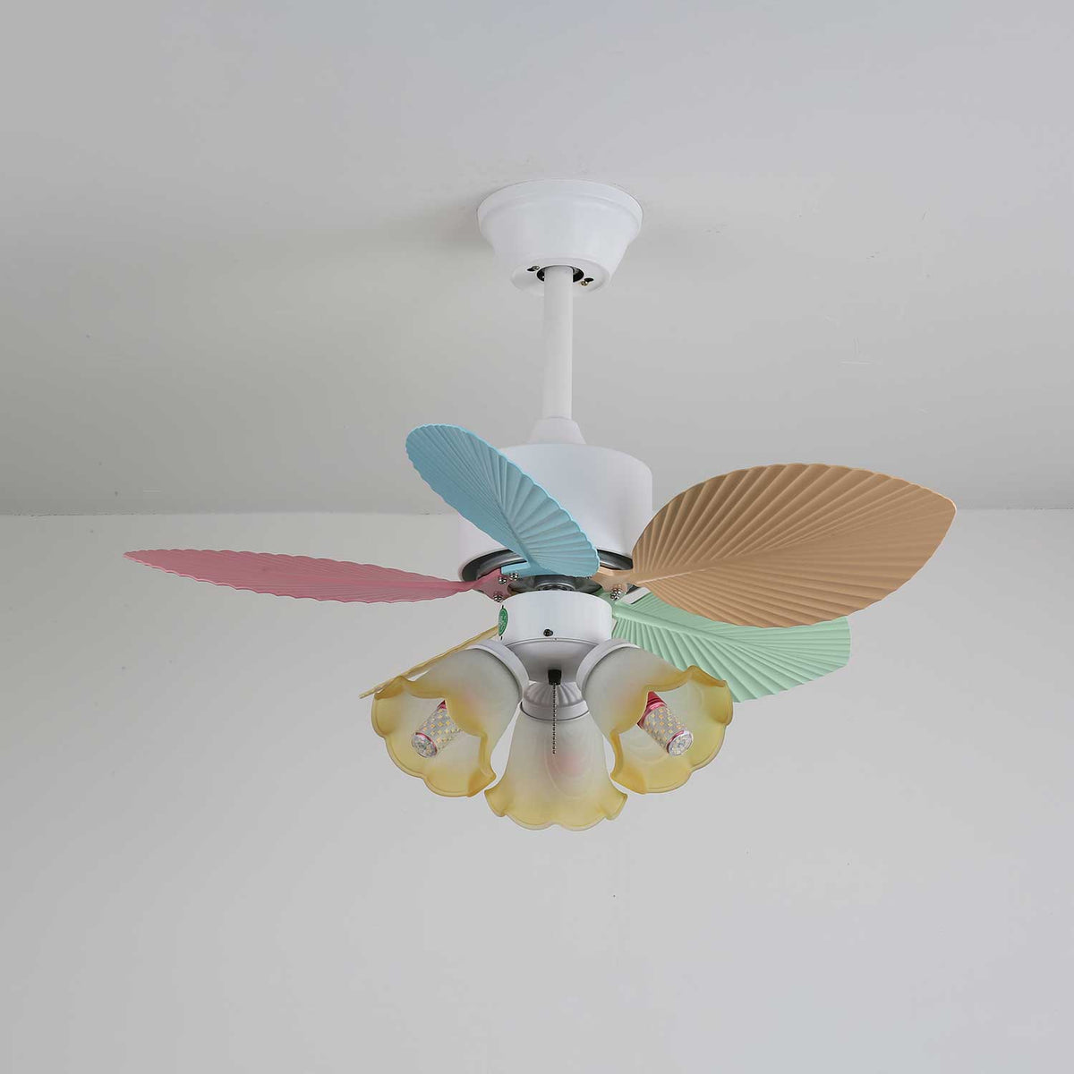 Celoia bunte Glas-Deckenventilator mit Beleuchtung
